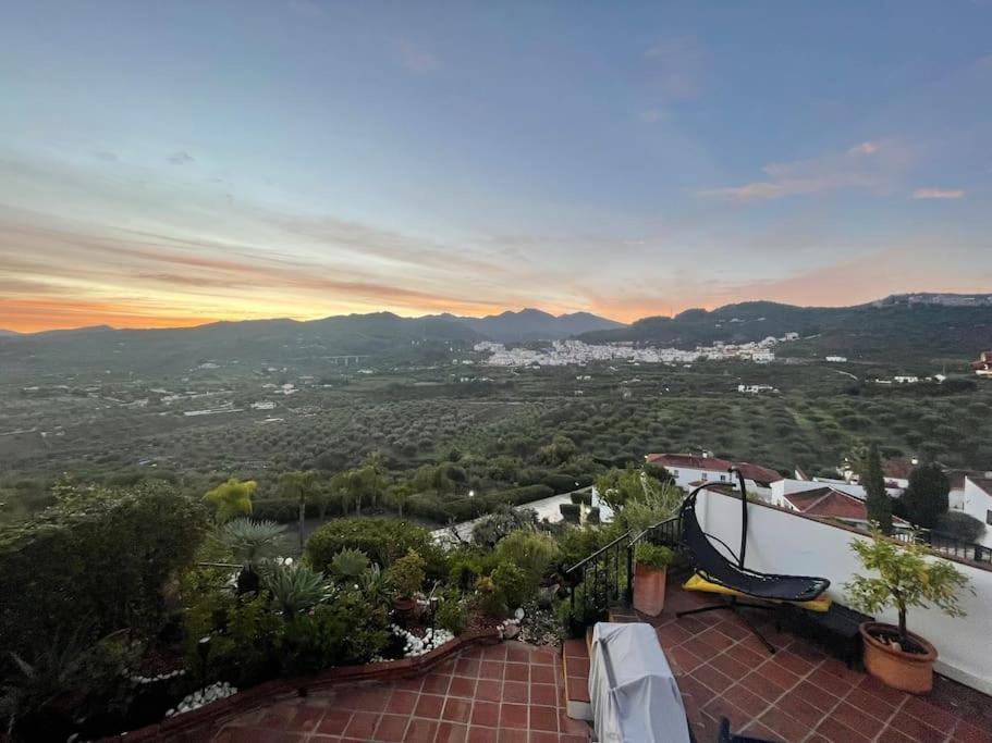 Monda Heights Close To Marbella Esterno foto